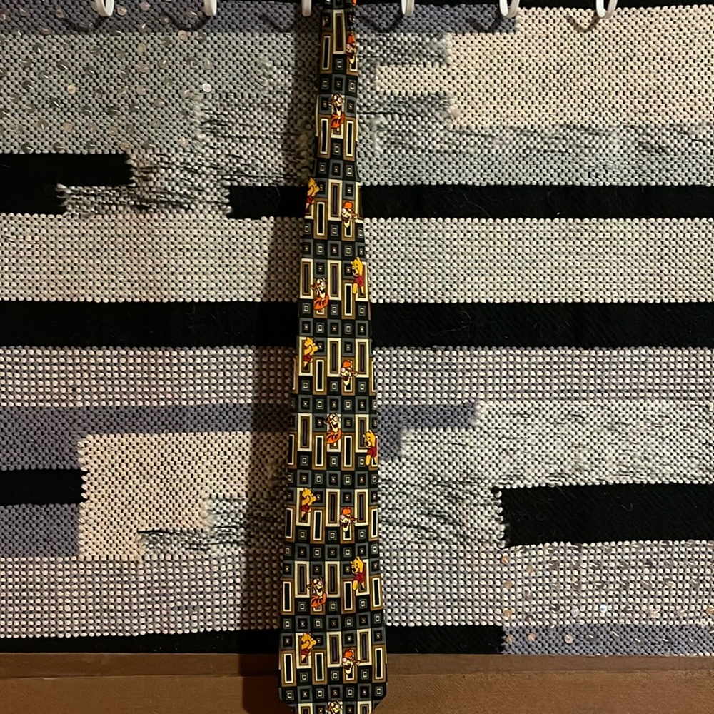 Vintage 90s Pooh tie